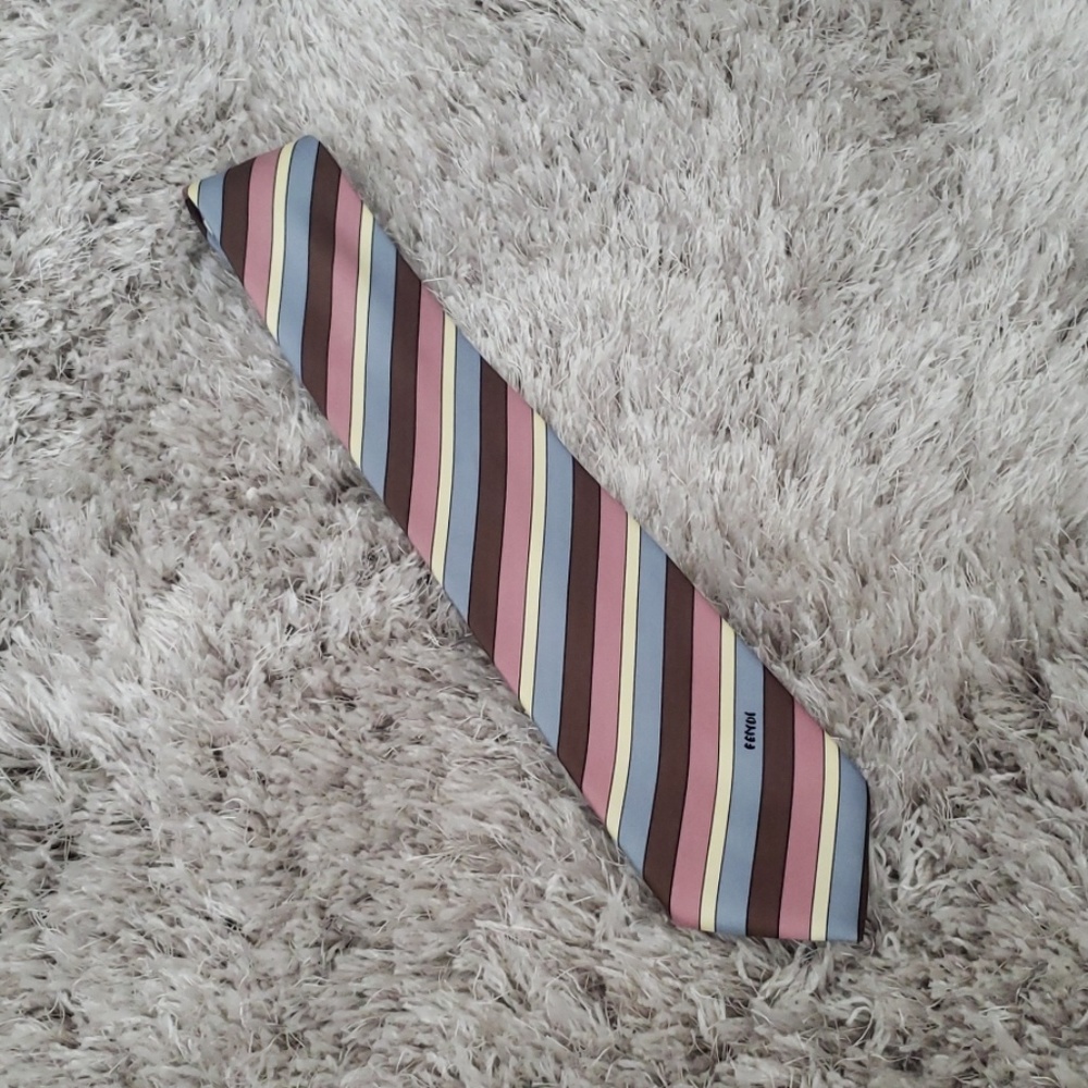 Vtg Fendi tie